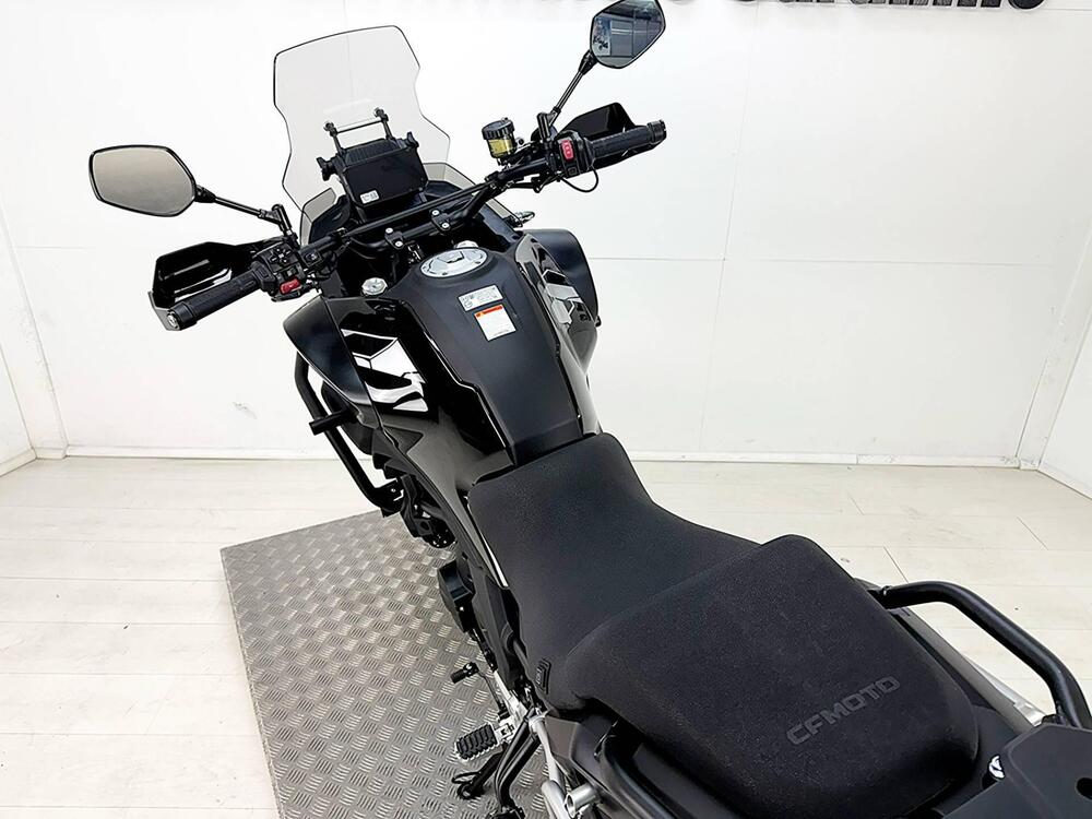 CFMOTO 700MT Adventure (2025) (18)