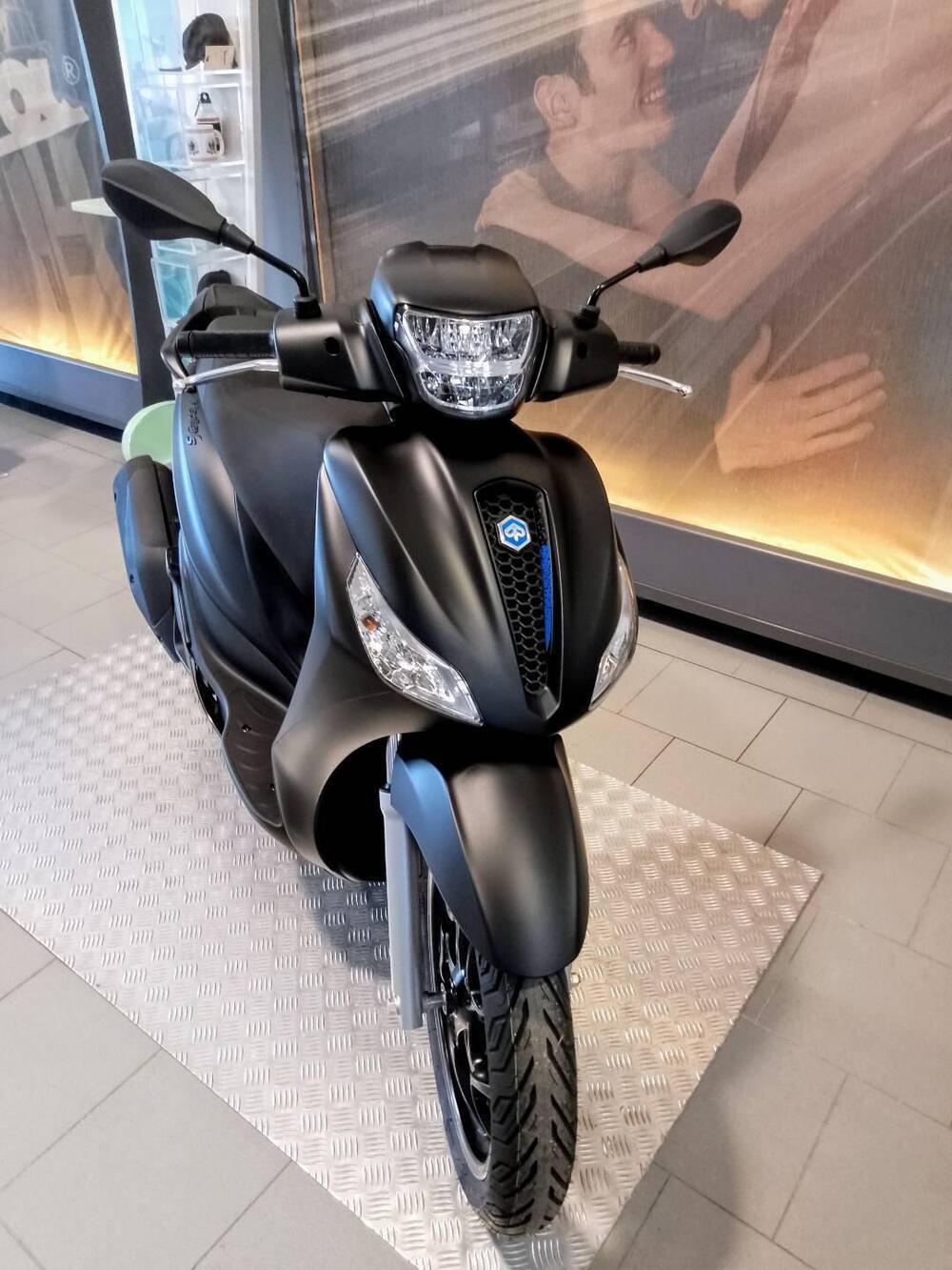 Piaggio Medley 200 S (2025 - 26) (2)