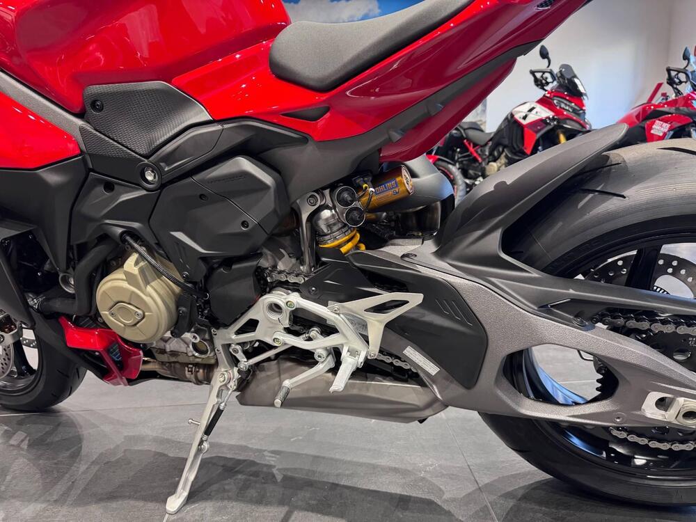 Ducati Streetfighter V4 S (2025) (10)