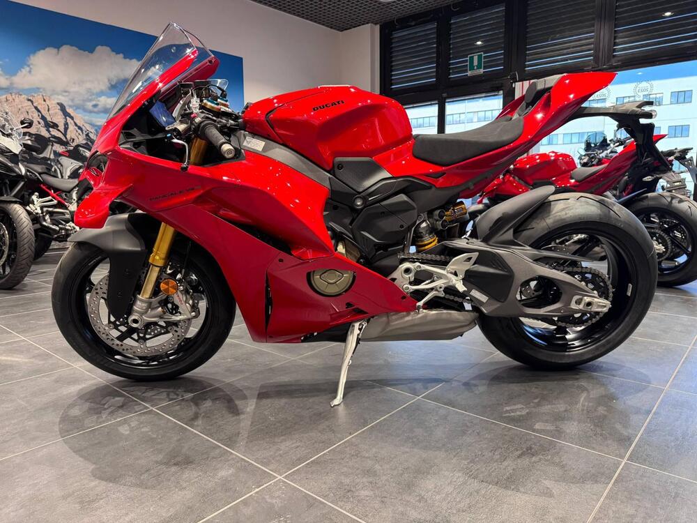 Ducati Panigale V4 S (2025) (7)