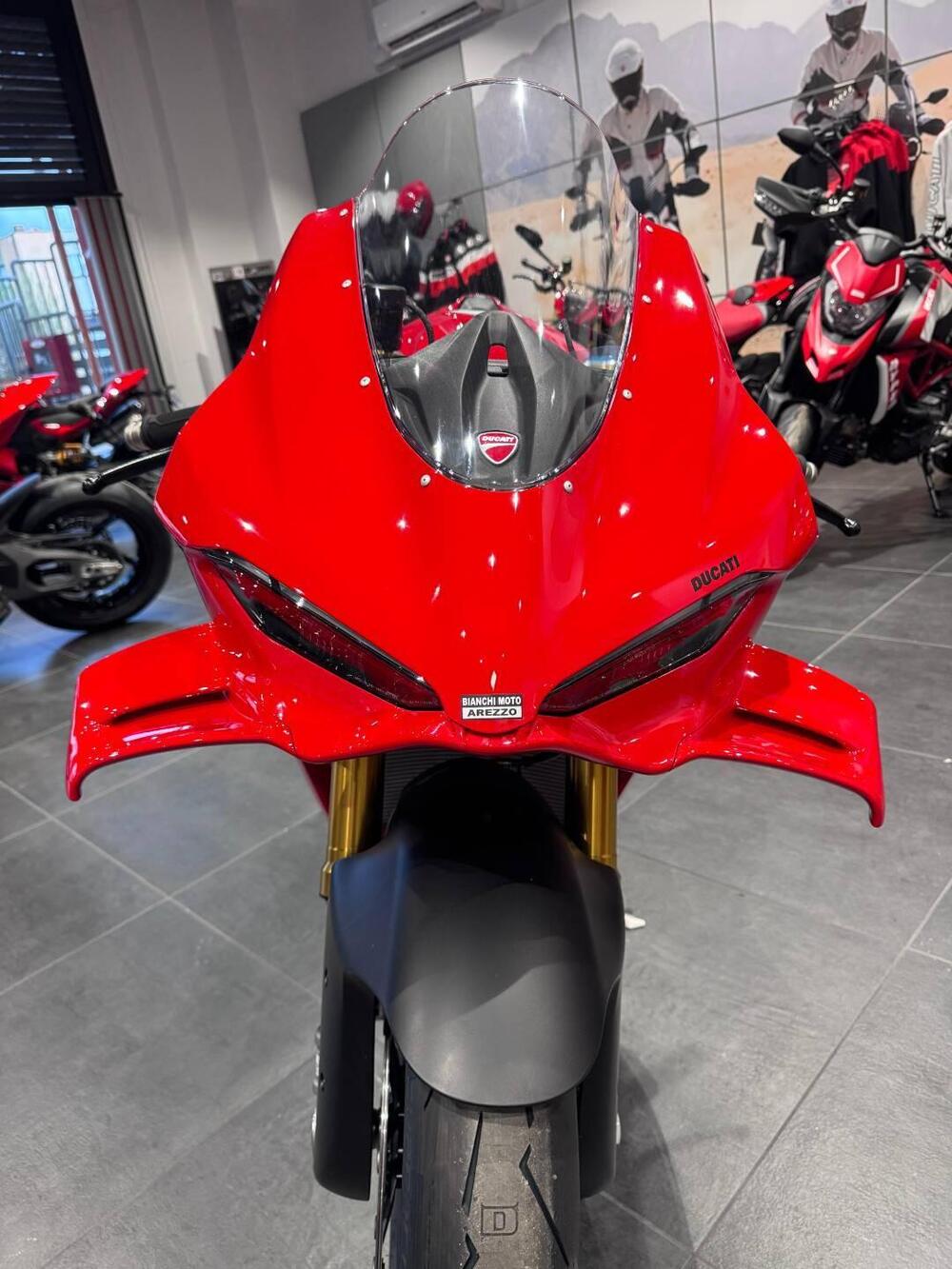 Ducati Panigale V4 S (2025) (4)