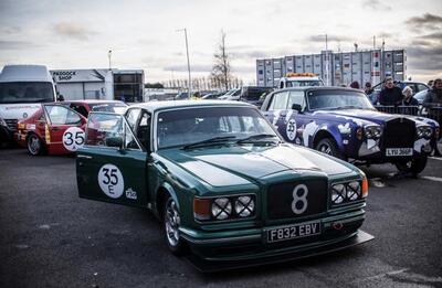 Bentley Turbo R: dalla strada alla pista, con un tocco di &quot;Top Gear&quot;