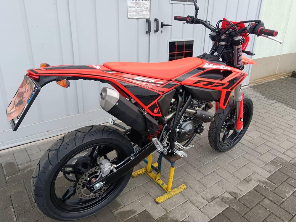 Betamotor RR 125 4T Motard T (2023 - 24) (5)
