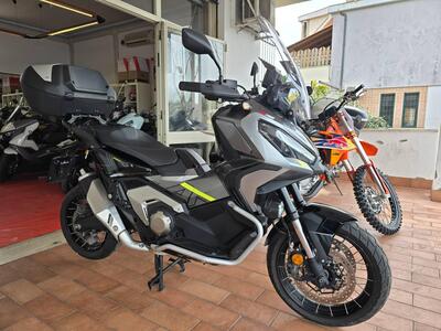 Honda X-ADV 750 DCT Adventure (2021 - 24) usata