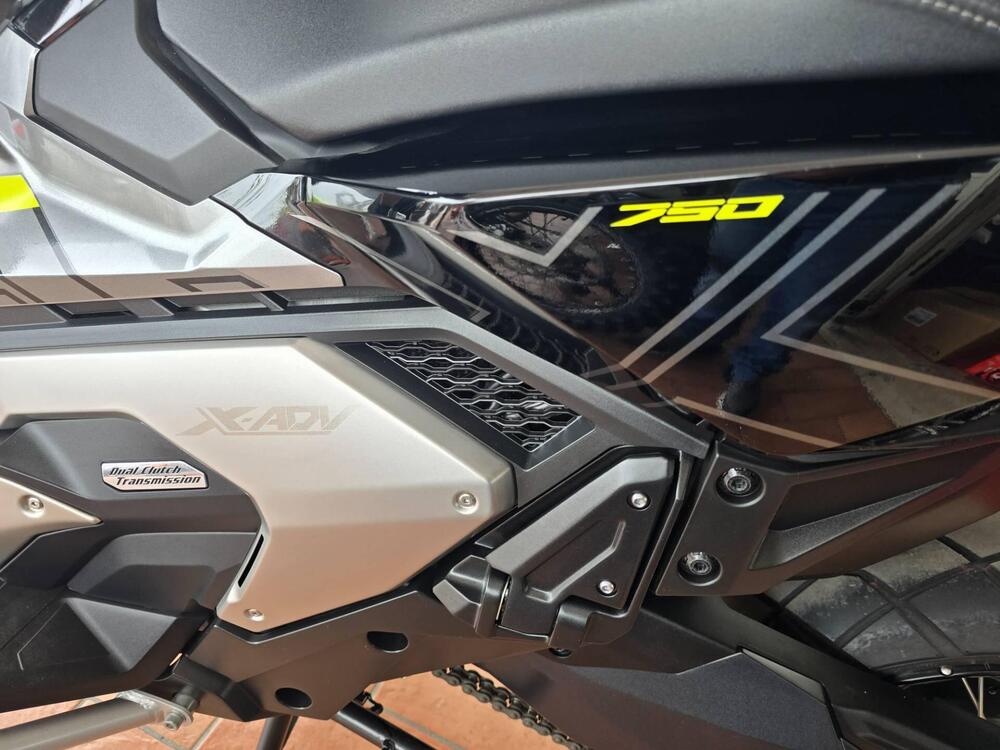 Honda X-ADV 750 DCT Adventure (2021 - 24) (9)