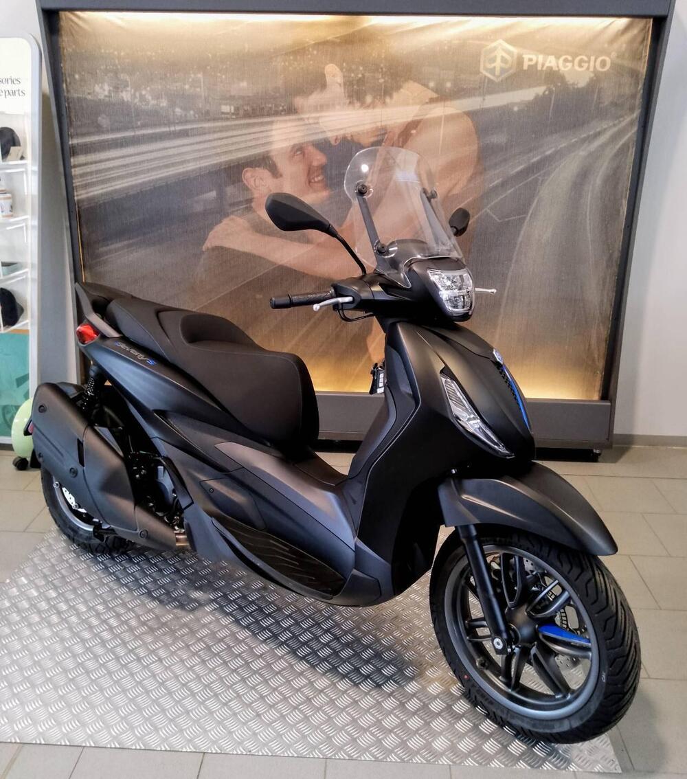 Piaggio Beverly 400 S (2025)