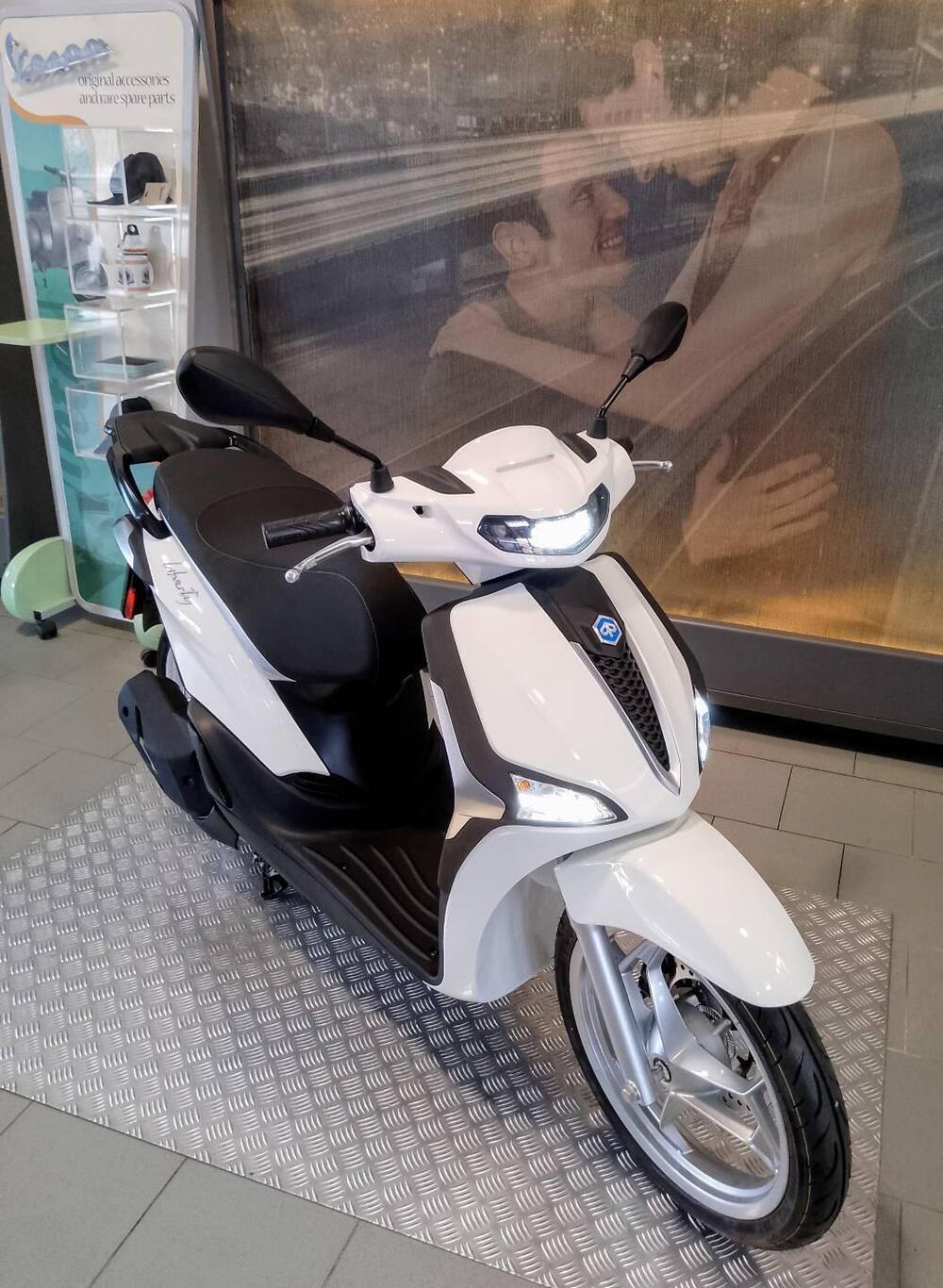 Piaggio Liberty 125 (2025) (3)