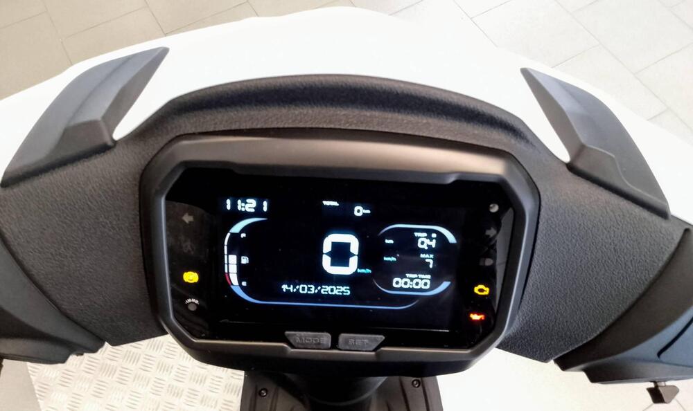 Piaggio Liberty 125 (2025) (4)