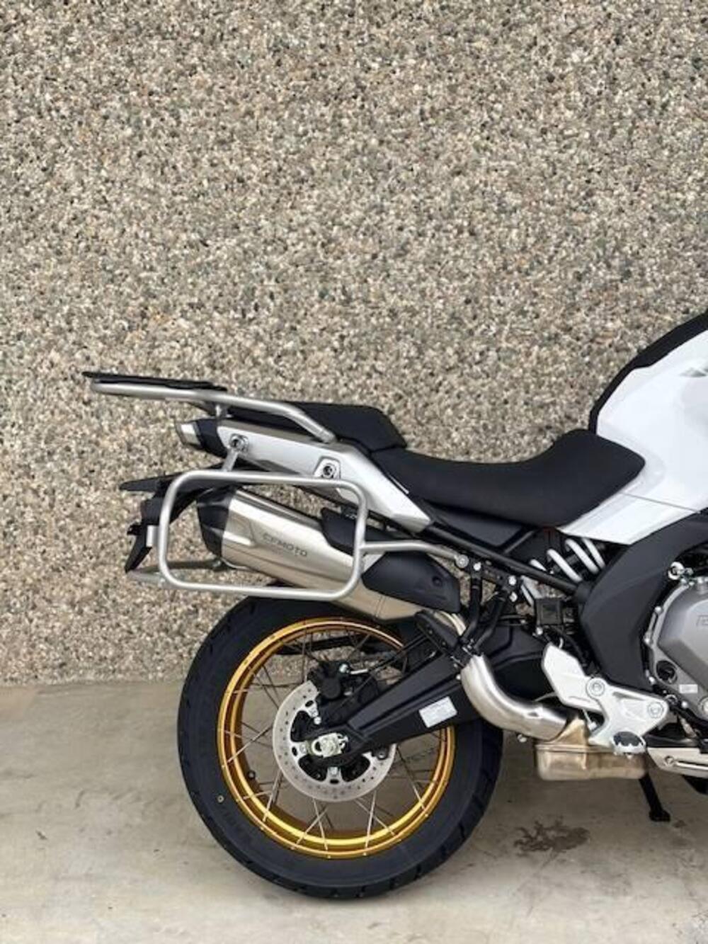 CFMOTO 700MT Adventure (2025 - 26) (10)