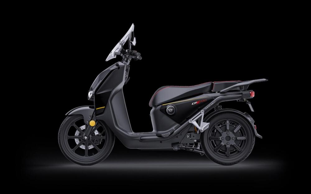 VMoto CPx Pro (2024 - 25) (4)