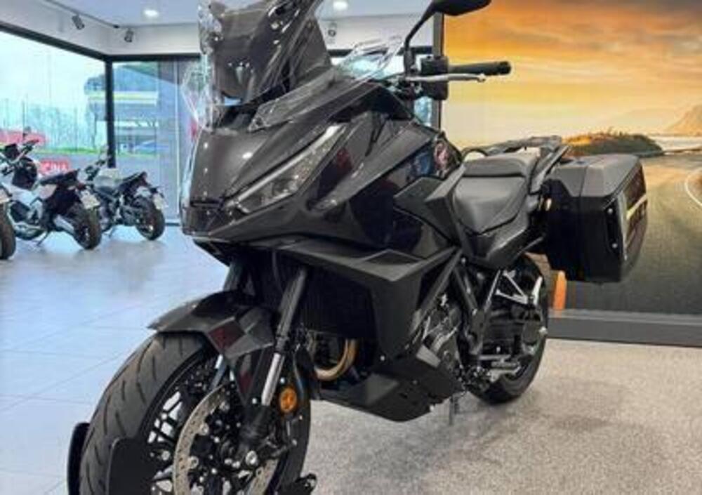 Honda NT 1100 DCT Electronic Suspension (2025)