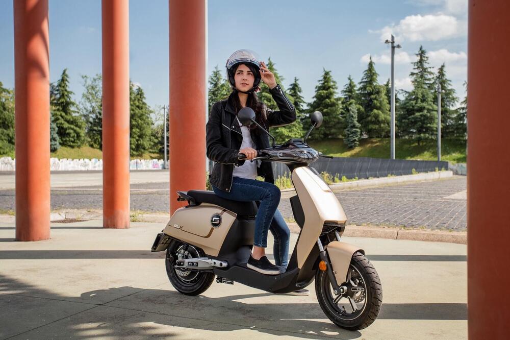 VMoto CUx Pro (2024 - 25) (2)