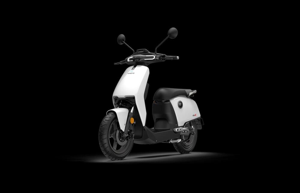 VMoto CUx Pro (2024 - 25) (13)