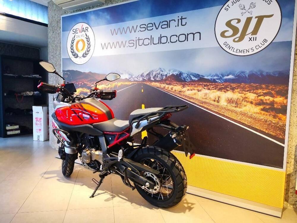 QJ Motor SRT 600 SX (2024 - 25) (8)