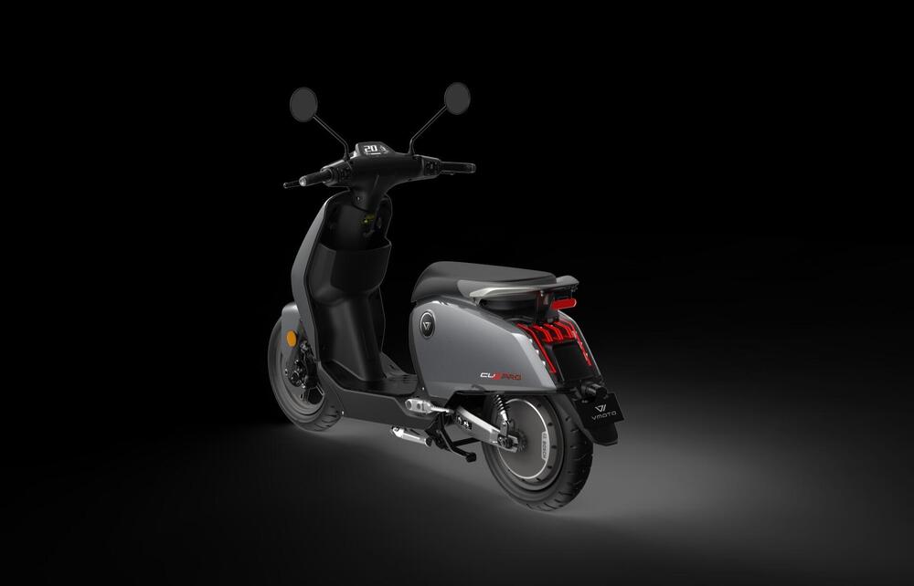 VMoto CUx Pro (2024 - 25) (8)