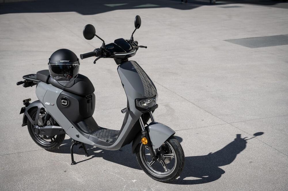 VMoto CUmini L1 (2024 - 25) (2)