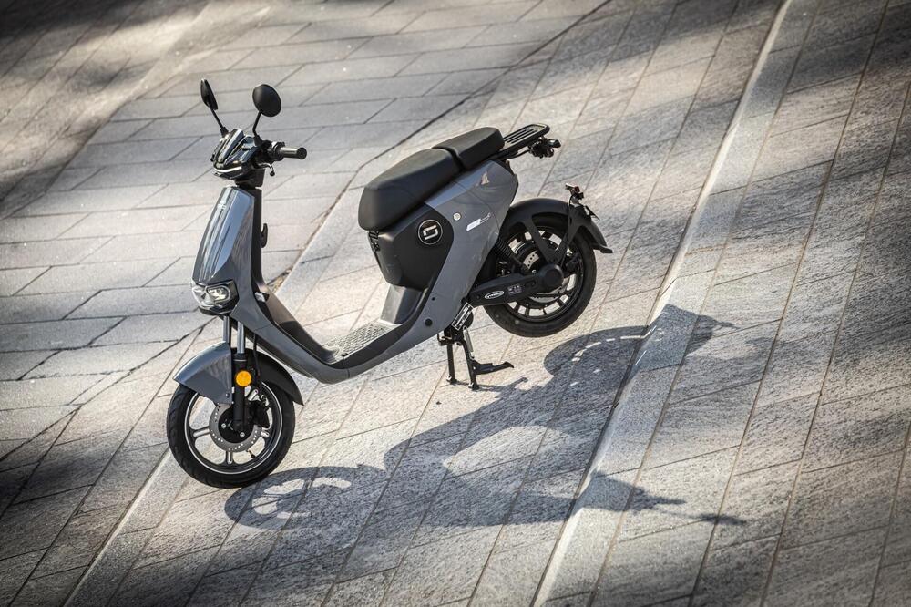 VMoto CUmini L1 (2024 - 25) (3)