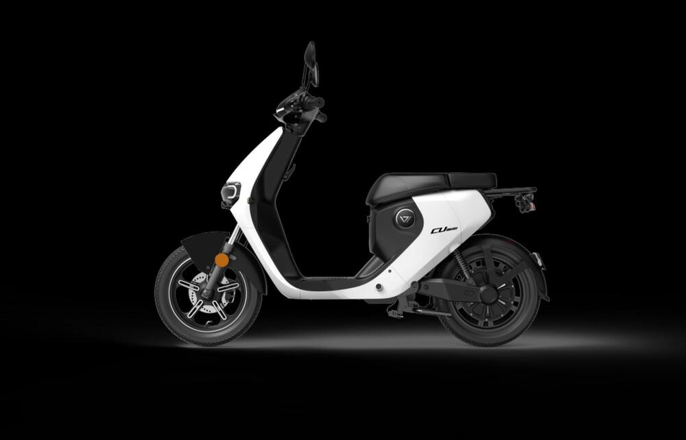 VMoto CUmini L1 (2024 - 25) (8)