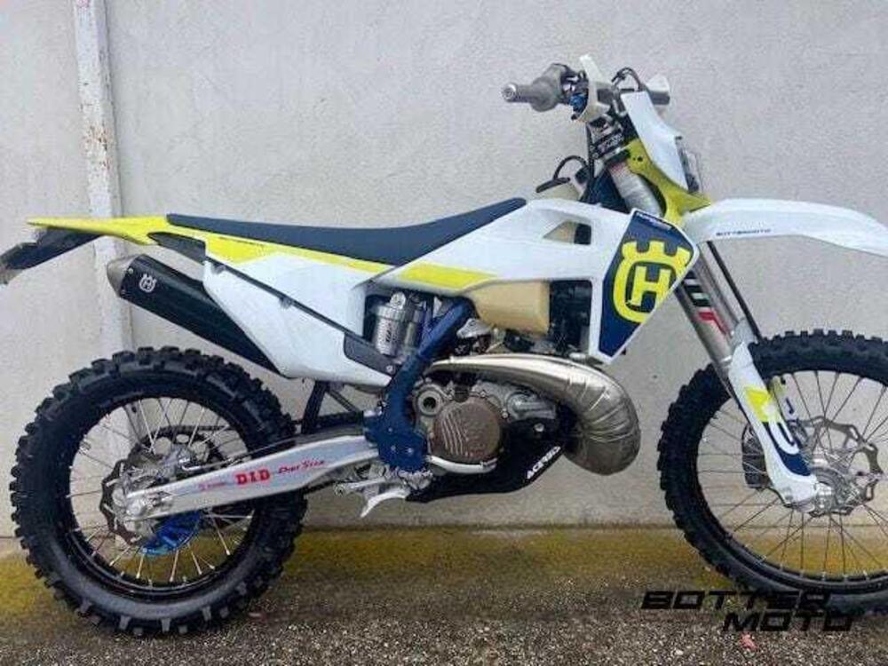 Husqvarna TE 300i (2023)