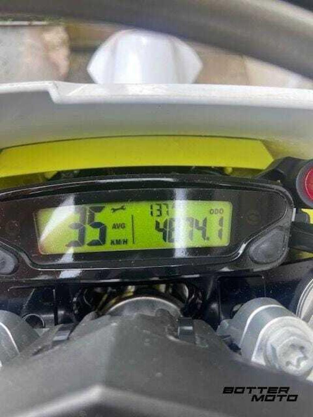 Husqvarna TE 300i (2023) (8)