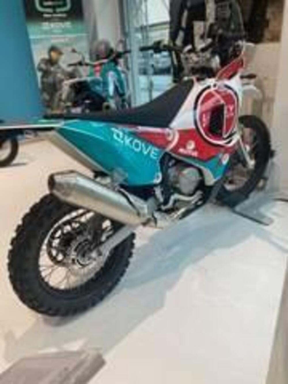 Kove 450 Rally Lucky Explorer Replica (2025) (2)