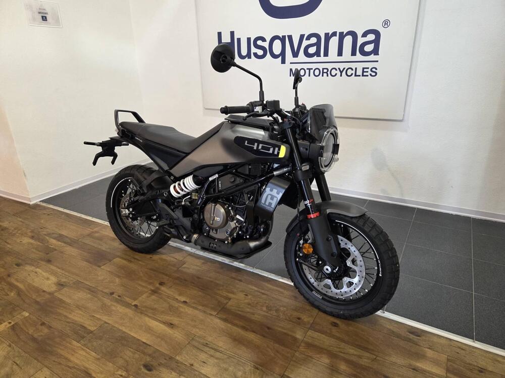 Husqvarna Svartpilen 401 (2024 - 25) (2)