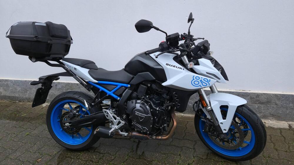 Suzuki GSX-8S (2023 - 24)