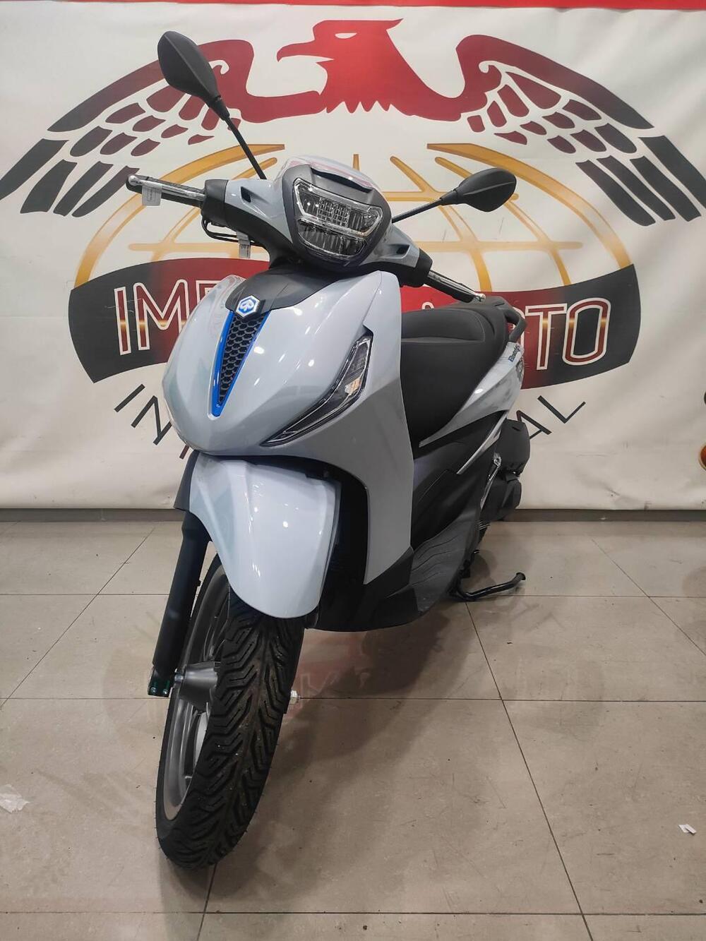 Piaggio Beverly 310 S (2025 - 26) (3)