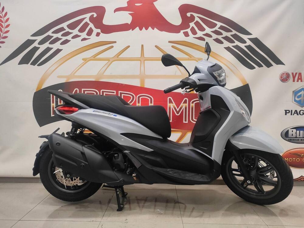 Piaggio Beverly 400 S (2025) (2)