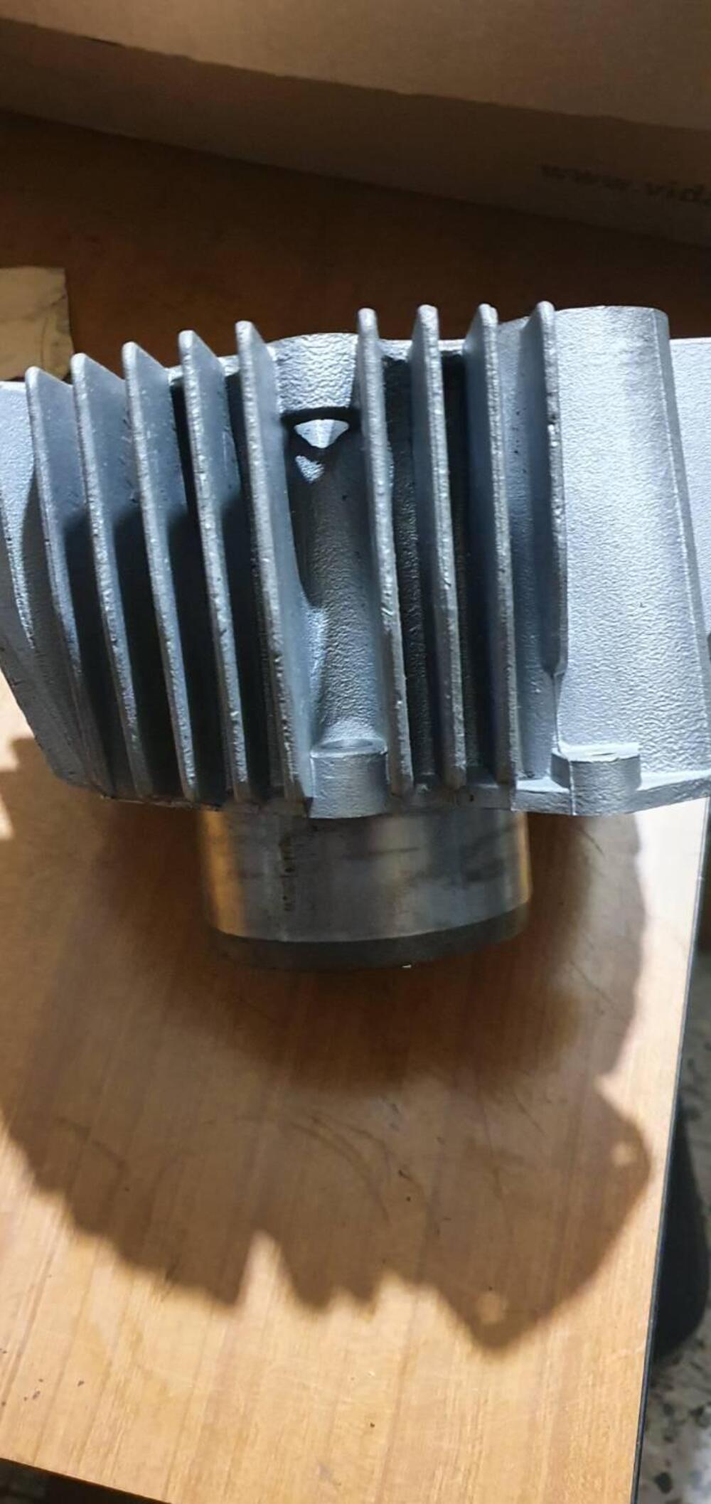 CILINDRO E PISTONE PER MOTO GUZZI NUOVO FALCONE