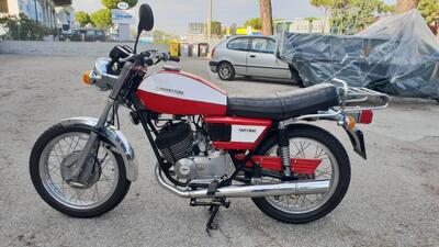 Moto Guzzi 250 TS d&#039;epoca