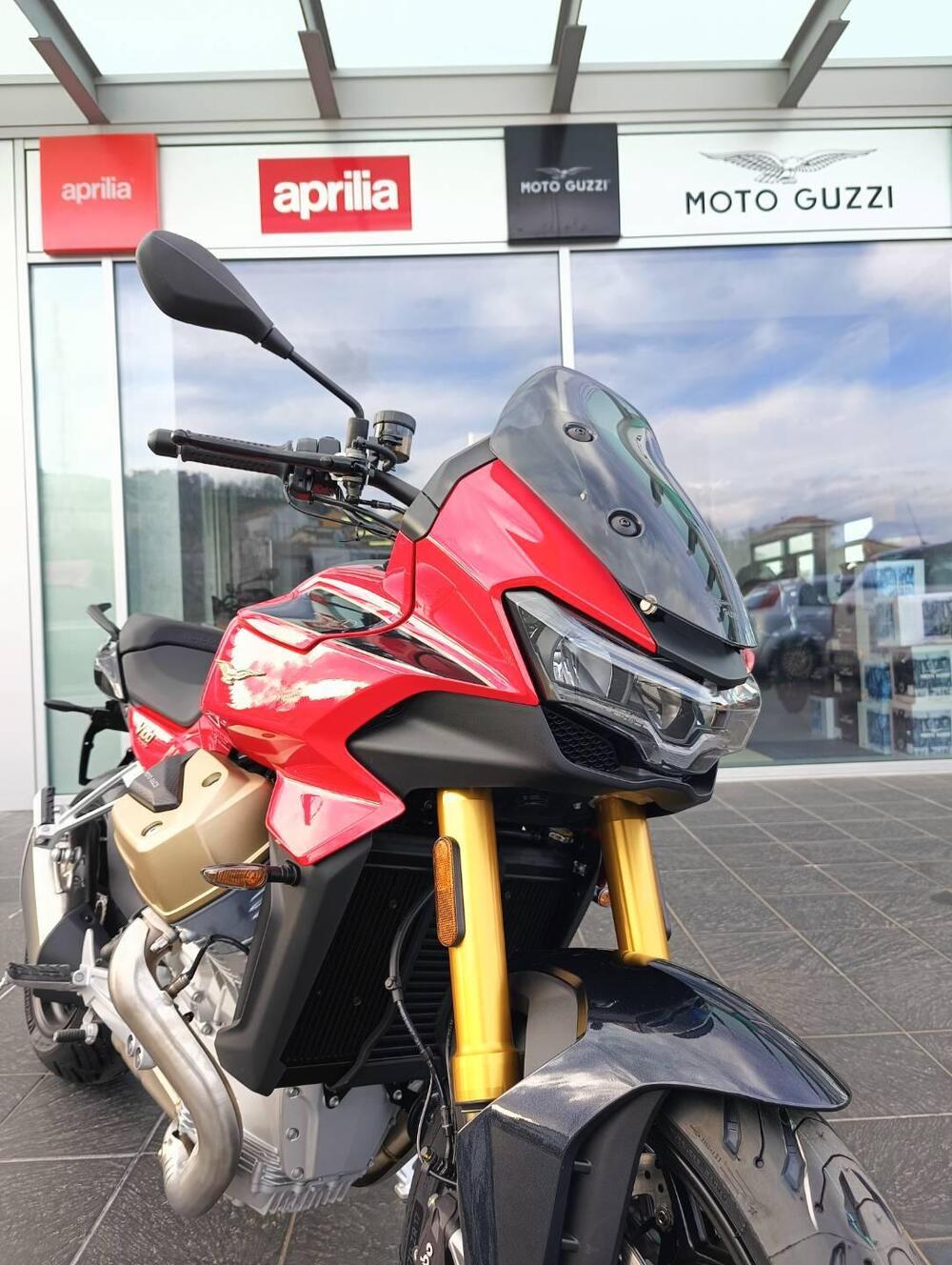 Moto Guzzi V100 Mandello S (2022 - 24) (10)