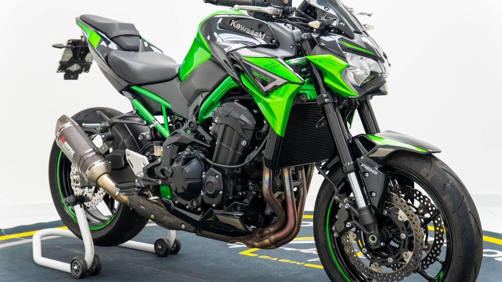 Kawasaki Z 900 (2021 - 24) (2)