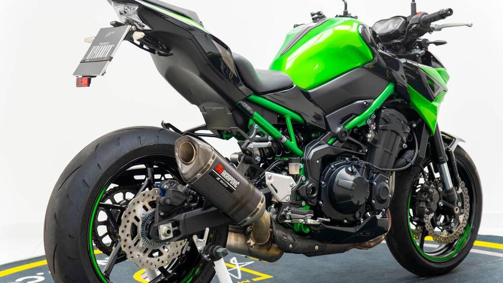 Kawasaki Z 900 (2021 - 24) (4)