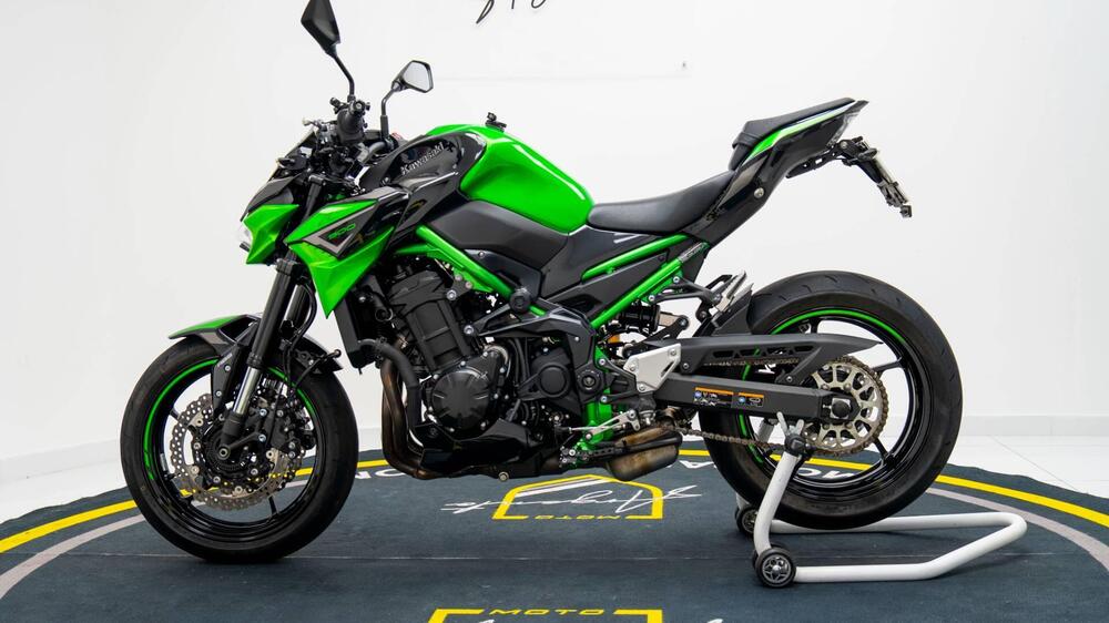 Kawasaki Z 900 (2021 - 24) (7)