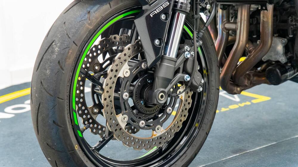 Kawasaki Z 900 (2021 - 24) (13)