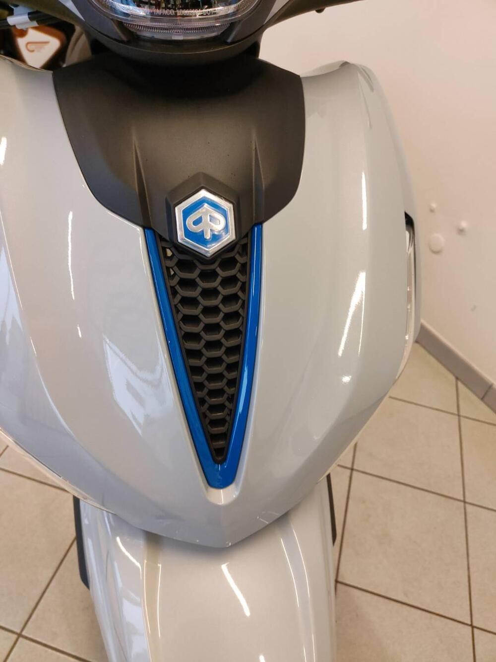 Piaggio Beverly 310 S (2025 - 26) (9)