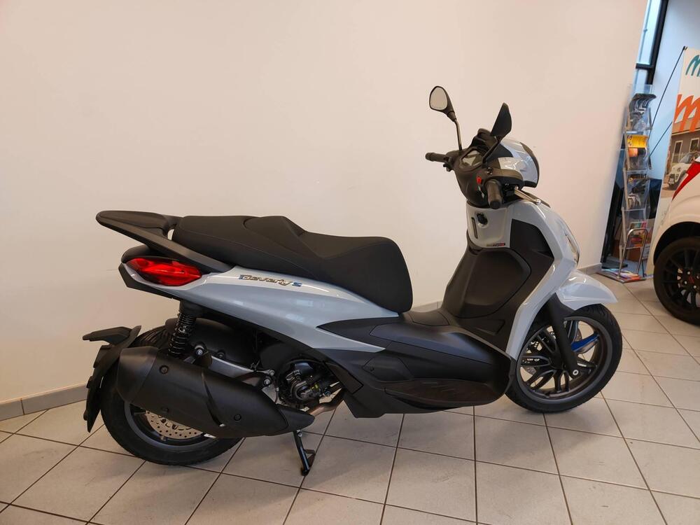 Piaggio Beverly 310 S (2025 - 26) (10)