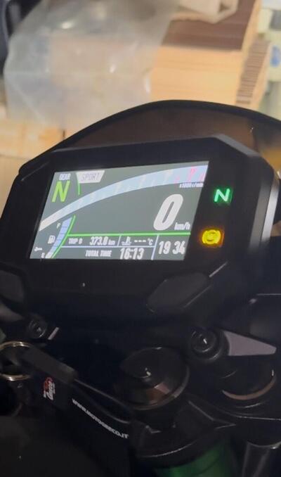 Kawasaki Z 900 (2025 - 26) usata