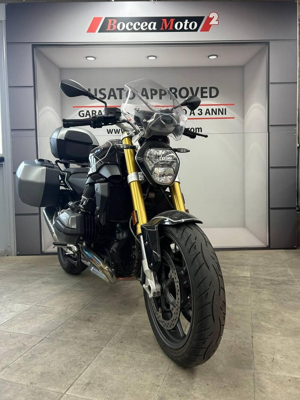 Bmw R 1200 R Black Edition (2017 - 18) (3)