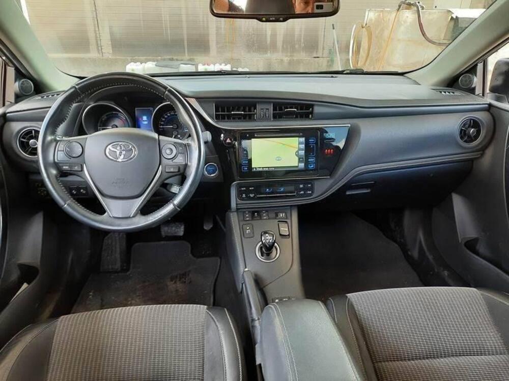 Toyota Auris usata a Roma (2)