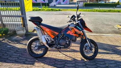 KTM 690 Supermoto usata