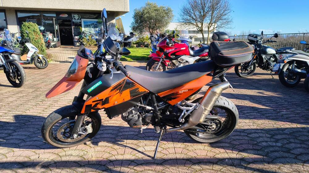 KTM 690 Supermoto (2)