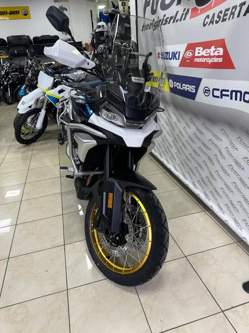 CFMOTO 700MT Adventure (2025 - 26) (6)