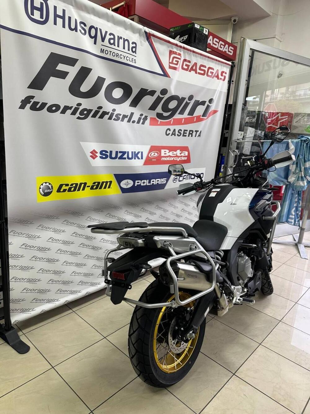 CFMOTO 700MT Adventure (2025 - 26) (7)