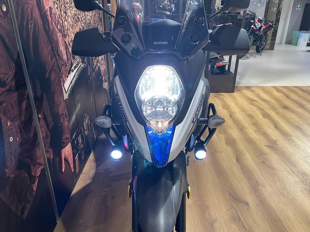 Suzuki V-Strom 650XT Explorer (2022 - 25) (7)