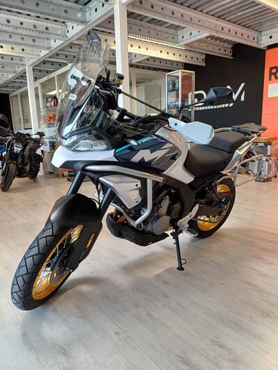 CFMOTO 700MT Adventure (2025) nuova