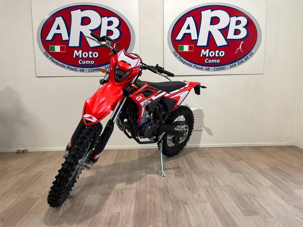 Betamotor RR 125 4T Enduro R (2024 - 26) (2)