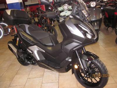 Honda ADV 350 (2025) nuova