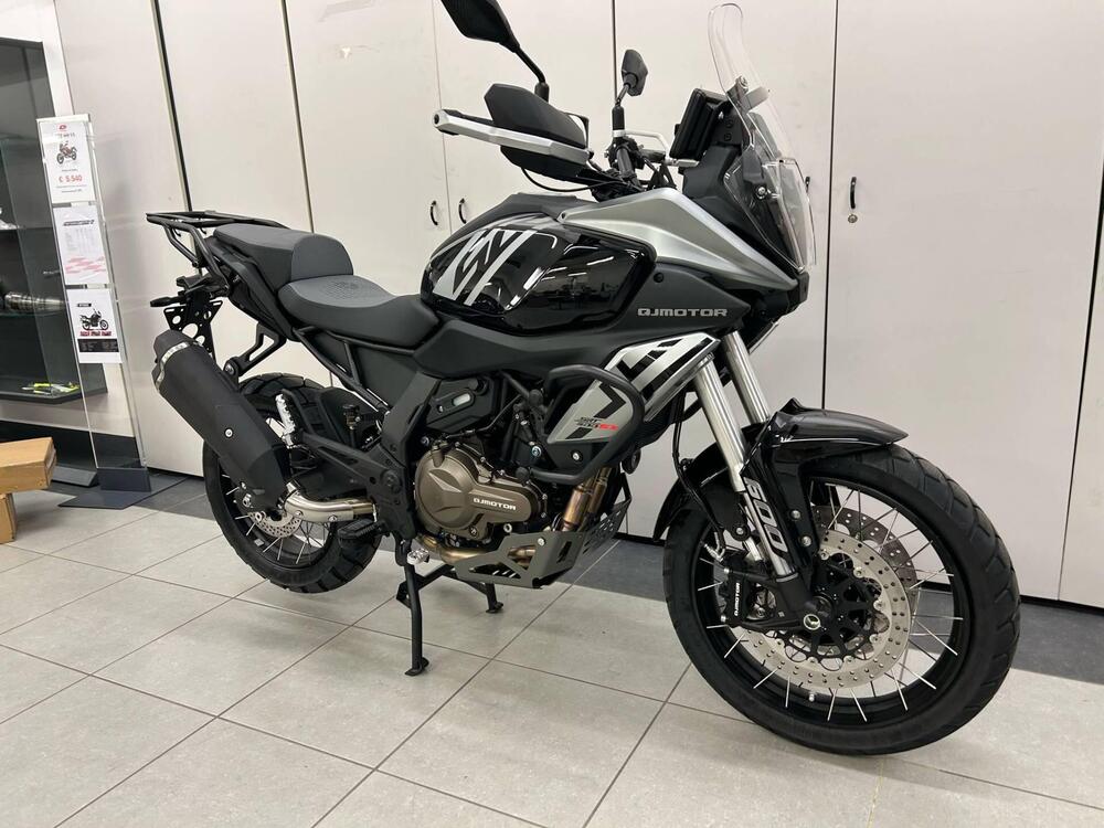 QJ Motor SRT 600 SX (2024 - 25) (4)